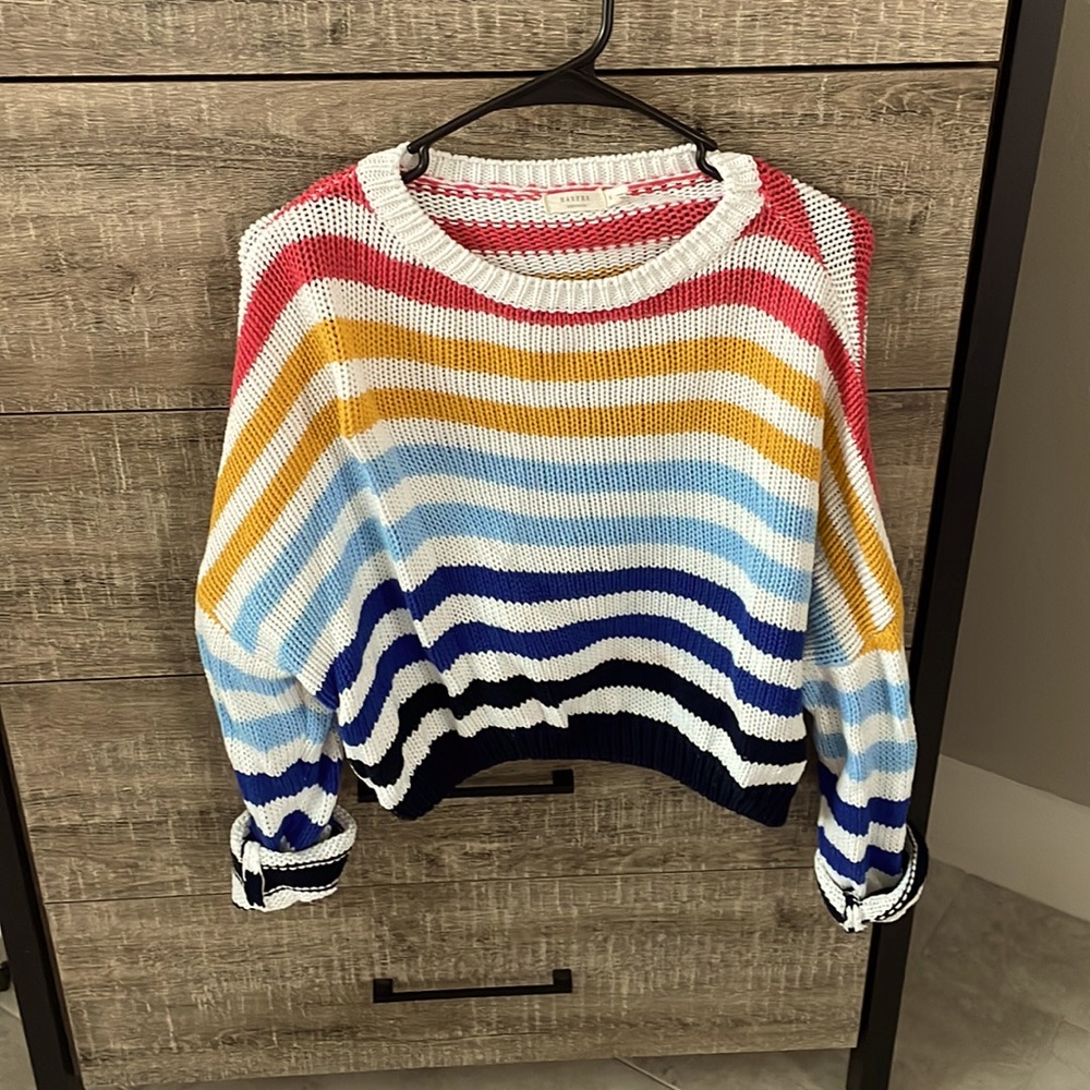 Multicolored striped crop sweater